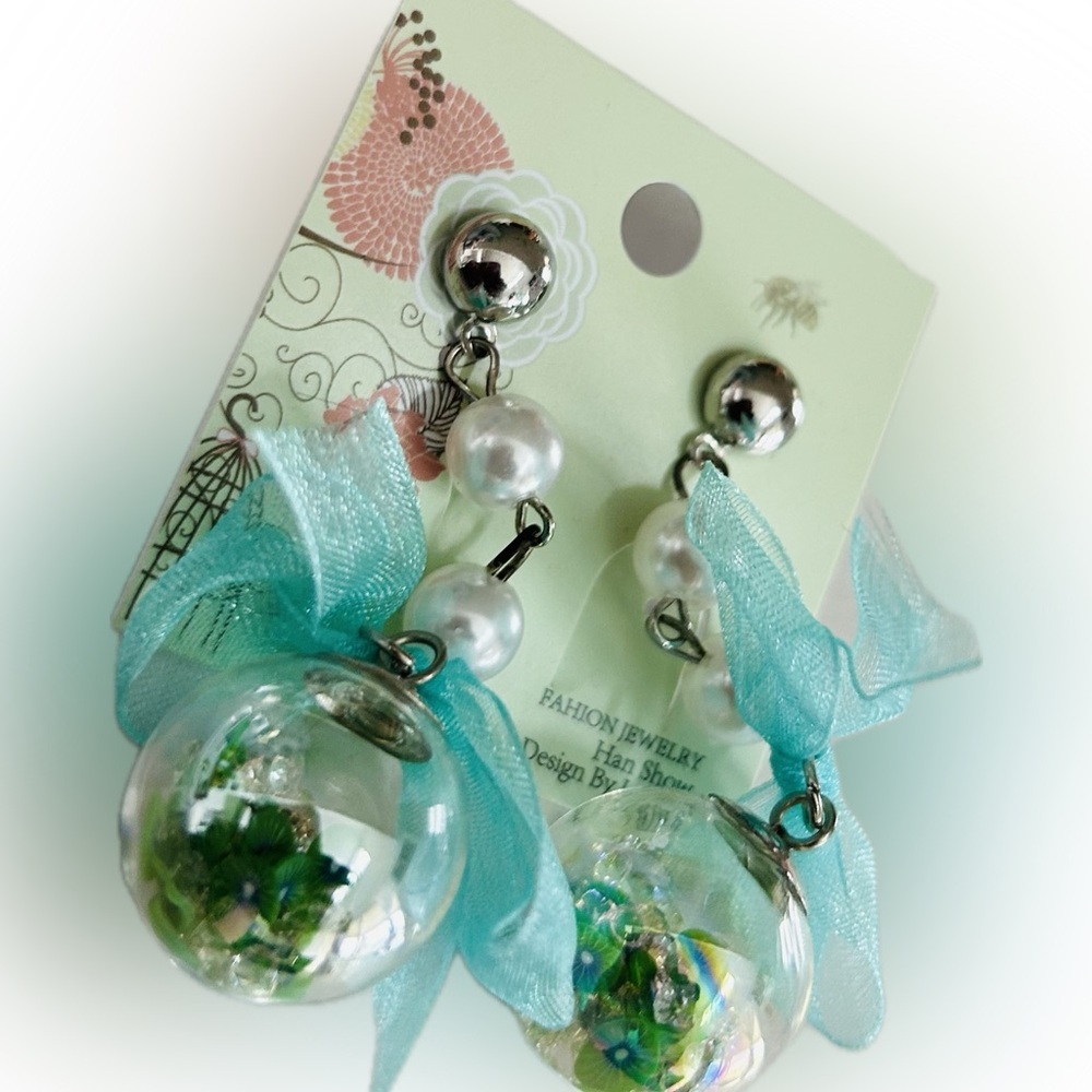 Cute Glass Globe Pearl Fashion Drop Dangle earrings with Aqua ribbon accents 2"